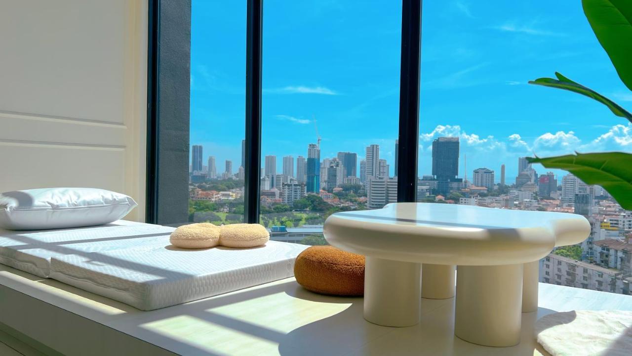 Skypool With Seaview 8Pax Beacon Executive Suites - Georgetown City Centre - 3Km To Komtar Luaran gambar