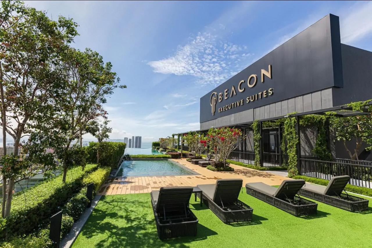 Skypool With Seaview 8Pax Beacon Executive Suites - Georgetown City Centre - 3Km To Komtar Luaran gambar