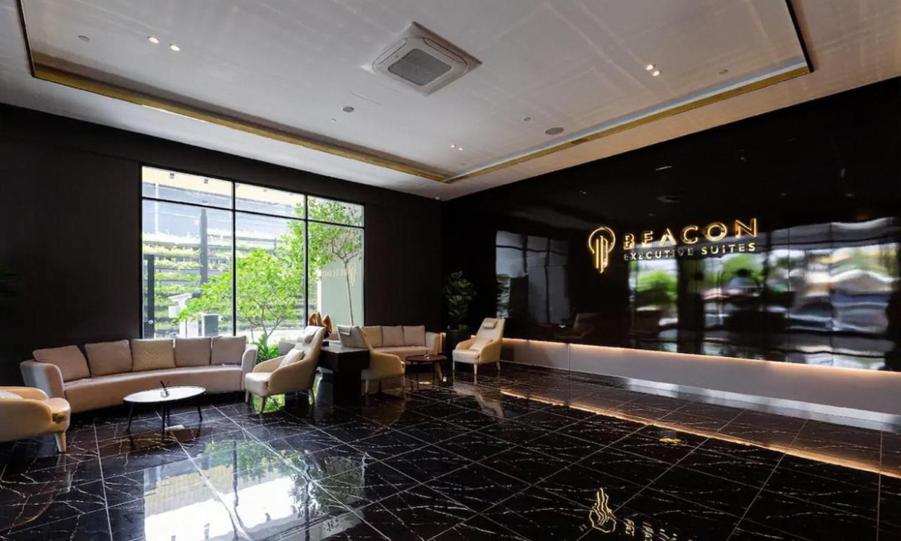Skypool With Seaview 8Pax Beacon Executive Suites - Georgetown City Centre - 3Km To Komtar Luaran gambar