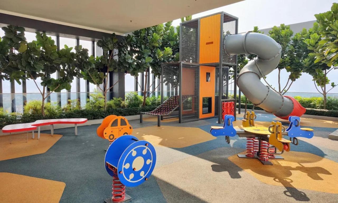 Skypool With Seaview 8Pax Beacon Executive Suites - Georgetown City Centre - 3Km To Komtar Luaran gambar